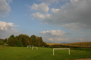 Fotbalové a volejbalové hřiště
